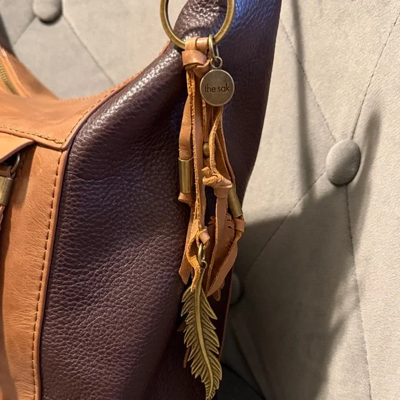 The Sak Almeda Two-Tone Brown & Tan Leather Shoulder Bag - Picture 7 of 13